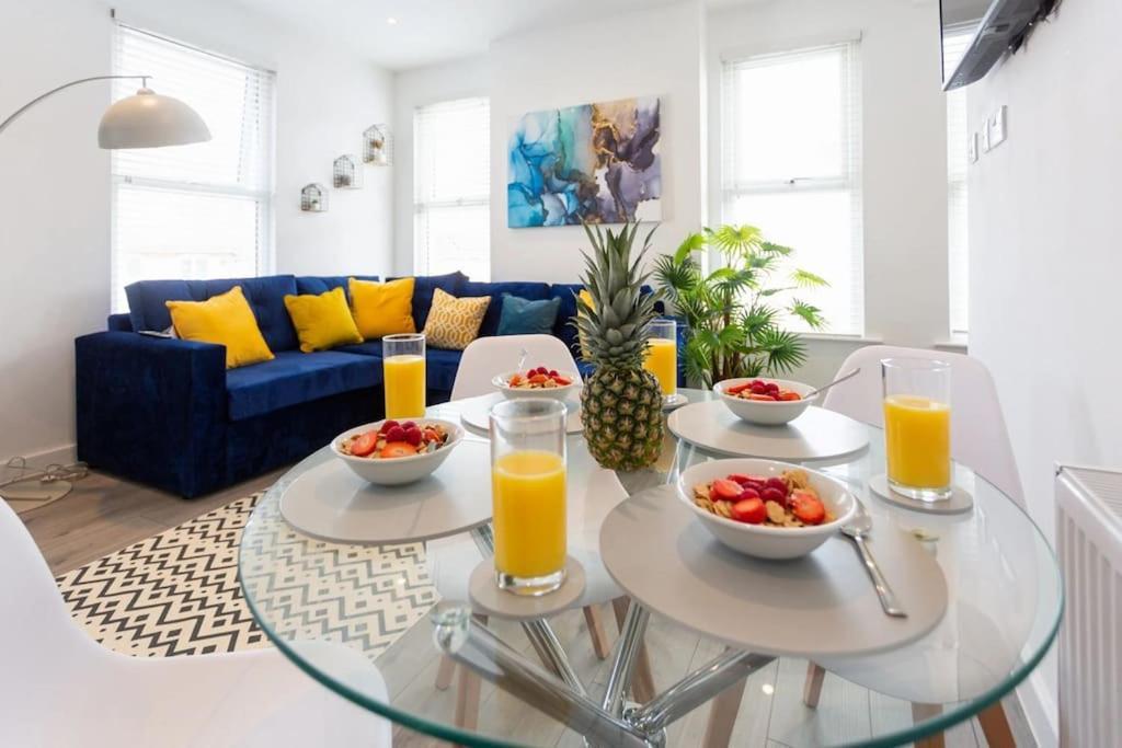 2 Bed Apartment Near The Beach 사우스엔드온시 외부 사진