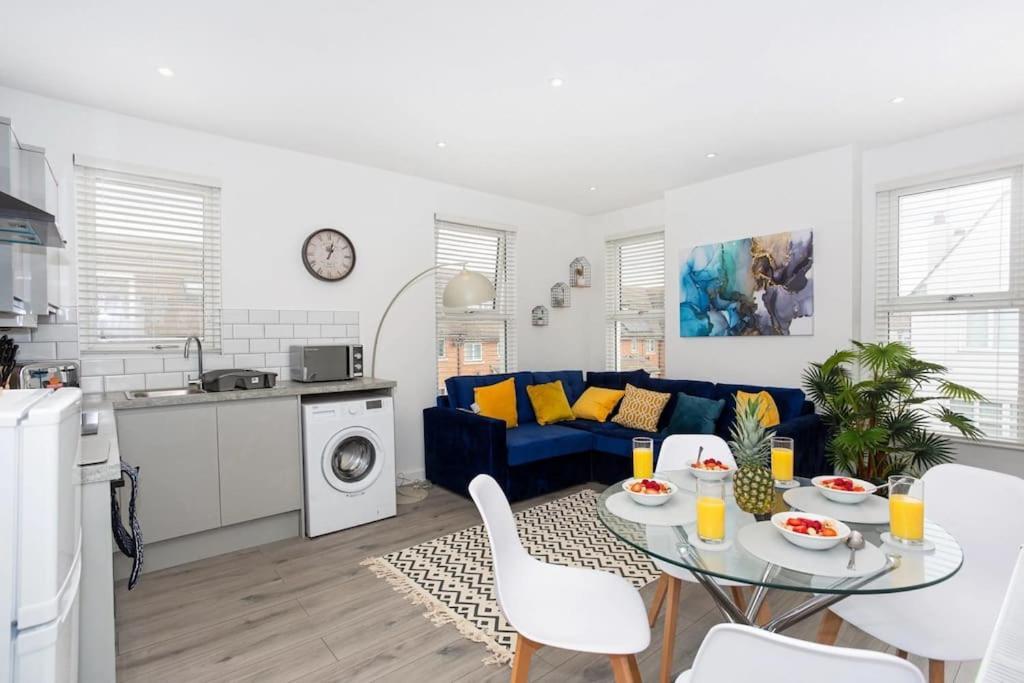 2 Bed Apartment Near The Beach 사우스엔드온시 외부 사진